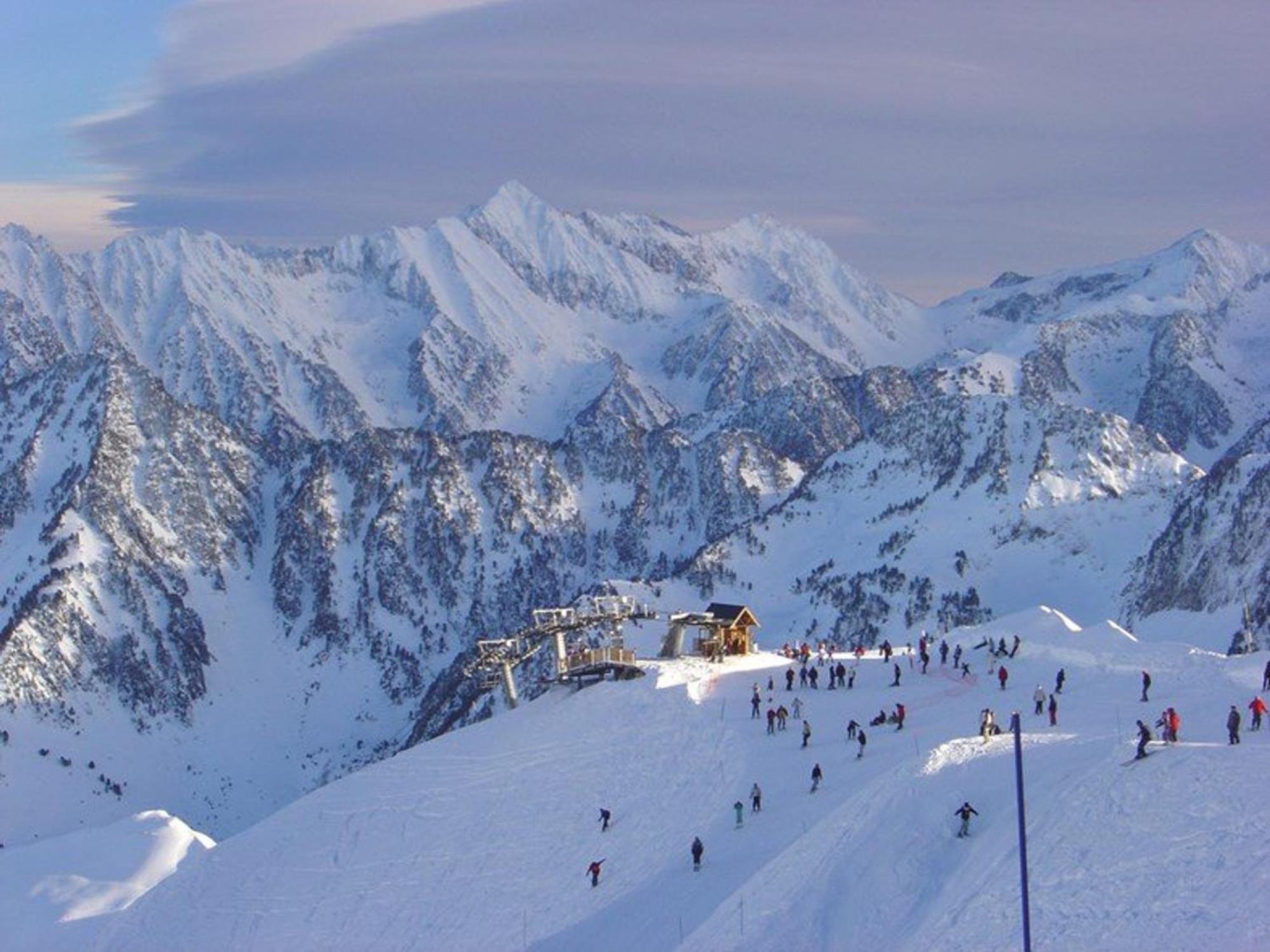 Appartement Centre-Ville 4/6 Pers, 3E Etage, Cuisine Equipee, Parking Gratuit, Linge En Supplement - Fr-1-234-228 Cauterets Exterior foto